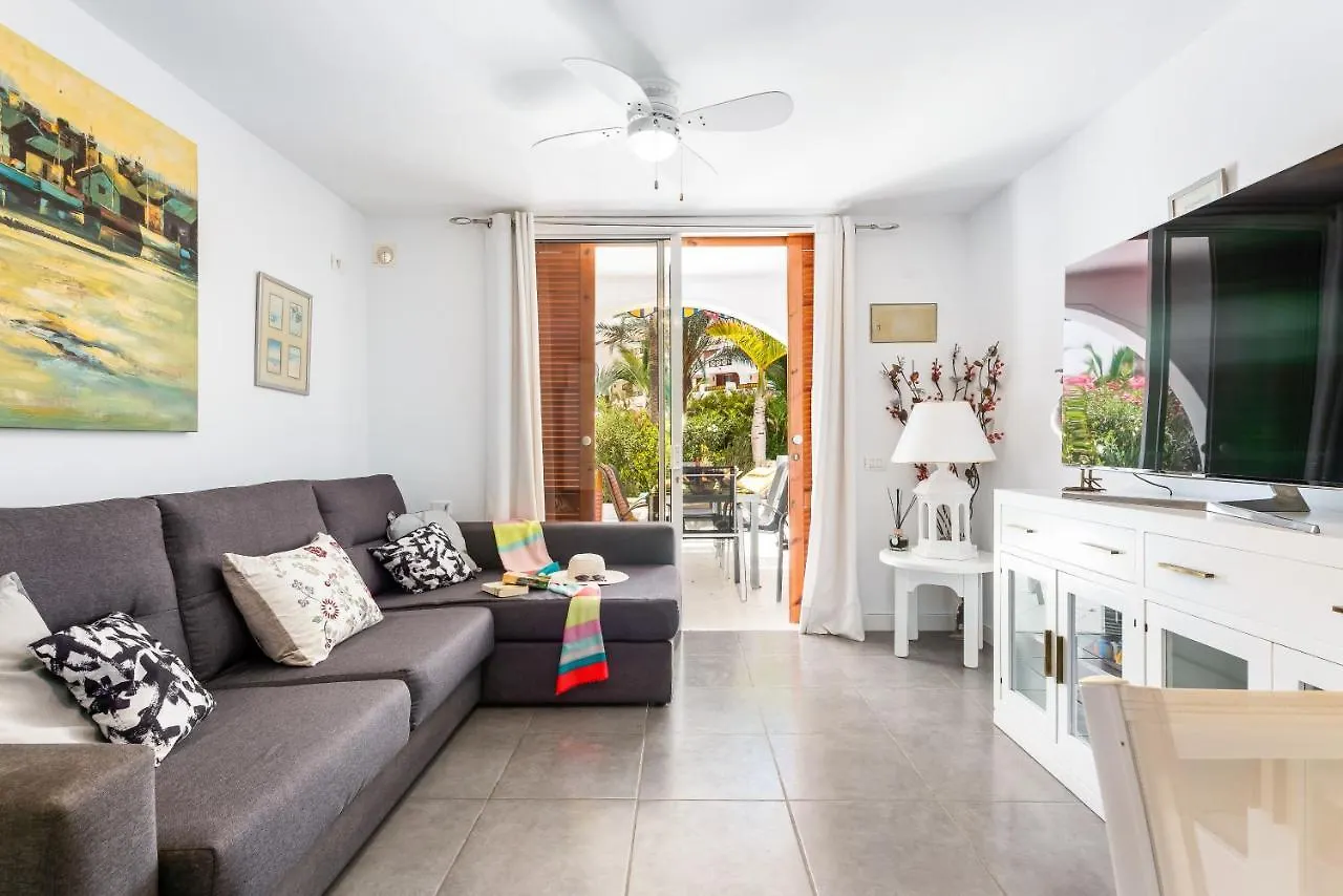 95 Great Location In Las Americas, Sea Front! 아로나 0*,