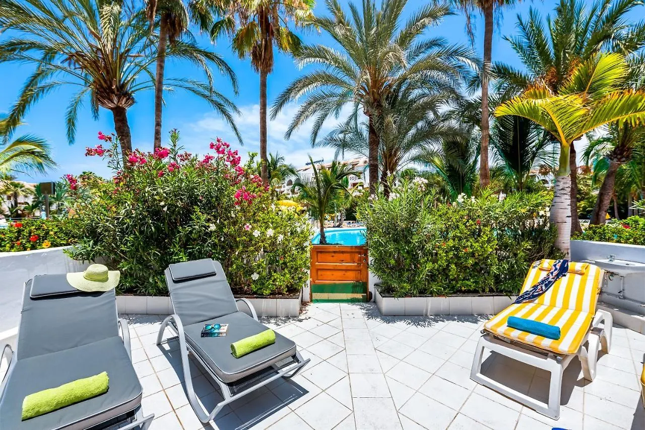 아파트 95 Great Location In Las Americas, Sea Front! 아로나
