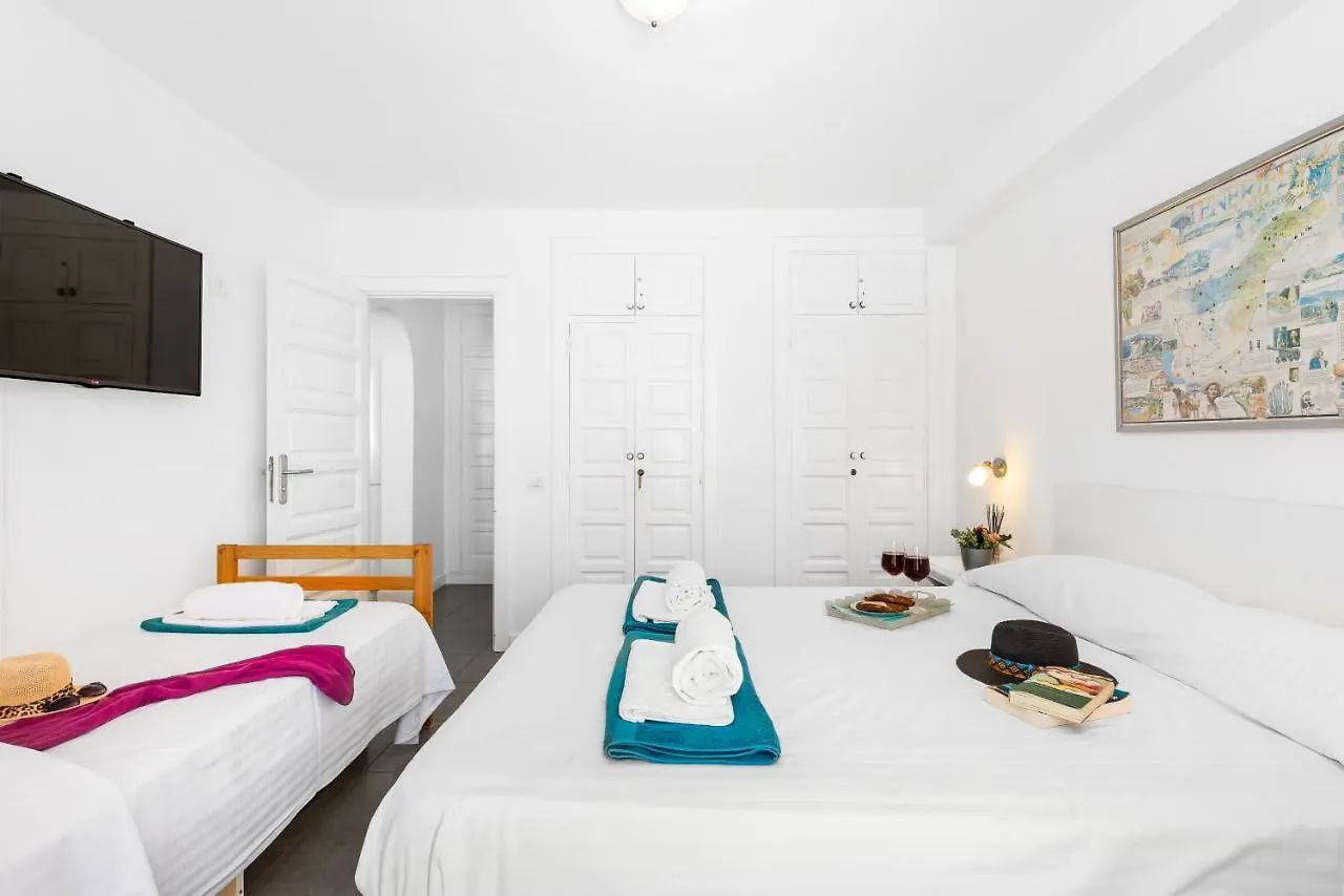 95 Great Location In Las Americas, Sea Front! أرونا إسبانيا
