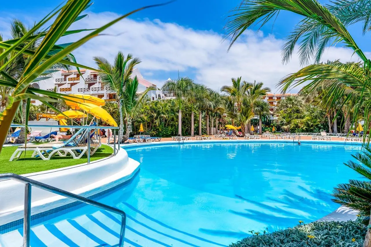 95 Great Location In Las Americas, Sea Front! أرونا شقة